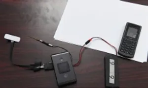 Dùng camera cúc áo để gian lận thi sát hạch lái xe Dùng camera cúc áo để gian lận thi sát hạch lái xe