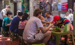 Hà Nội vào top thành phố có đồ ăn đường phố ngon nhất châu Á