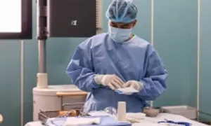 Ngồi sai tư thế tăng nguy cơ bệnh lý cột sống